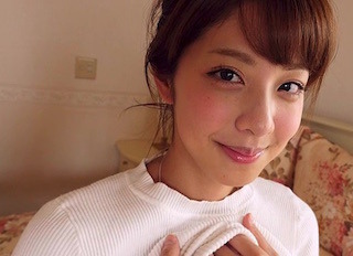 本郷杏奈の美しい瞳と吸い付きたくなるような唇.jpg