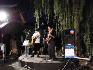 八幡堀まつりライブ(スネーク).jpg