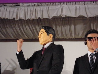 安倍総理コスプレ.jpg