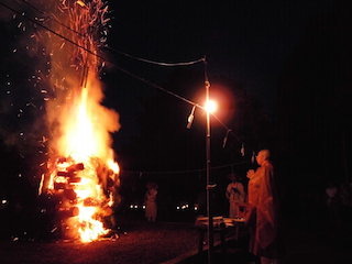 採燈護摩供の護摩祈願.jpg