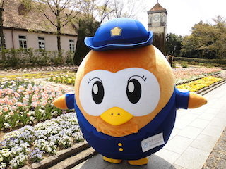 東近江警察署のマスコット「みまわーる」.jpg