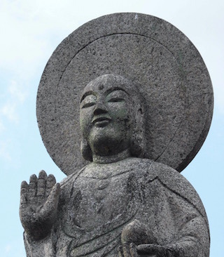 穏やかな顔の仏像と仏様.jpg